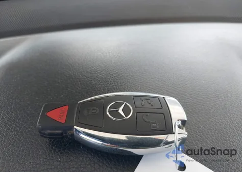 2014 Mercedes-Benz E 350 4Matic из США, поврежденный, VIN WDDHF8JB3EA808530